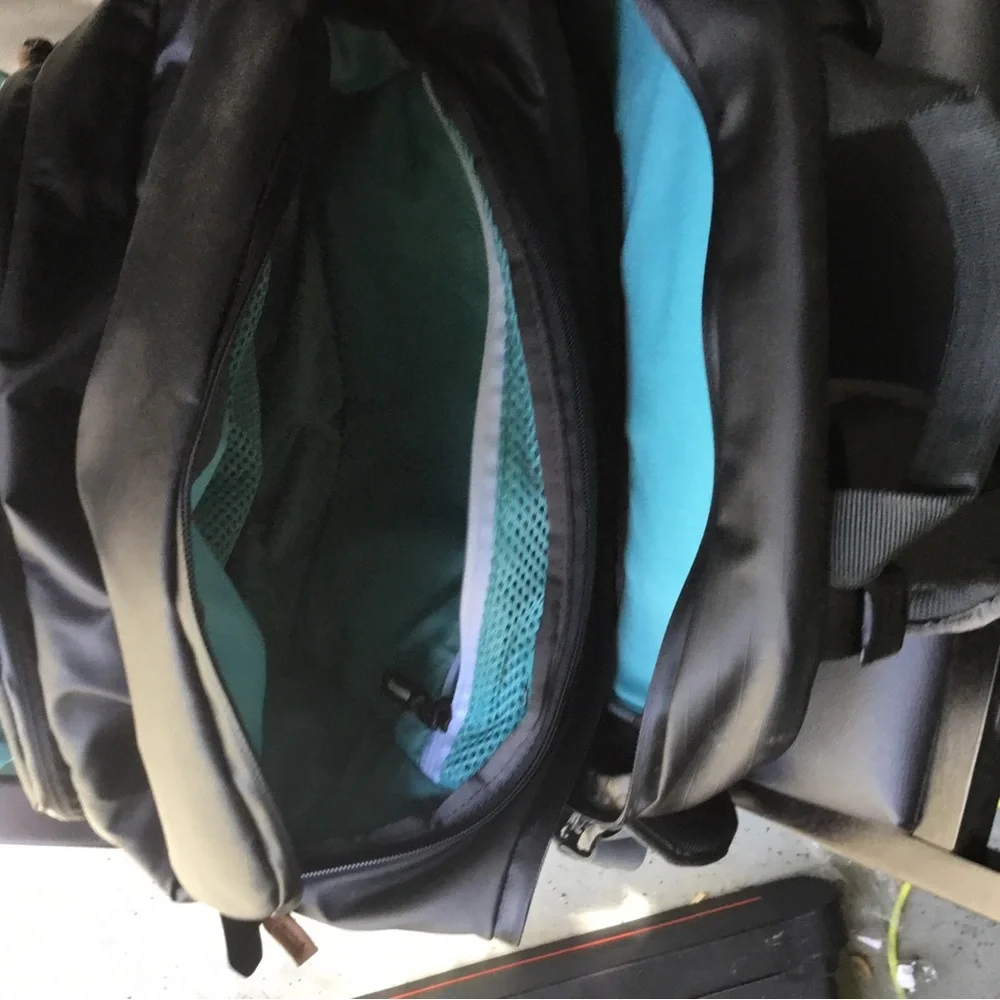 Shimoda explore Black Men's Backpack with Turquoise Packing Cube